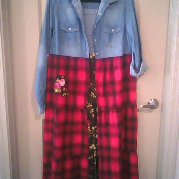 Medium Maxi Denim Flannel Floral Duster - Picture 7 of 8